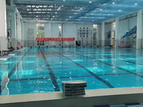 After using dehumidification heat pump, the swimming pool environment is fresh and comfortable