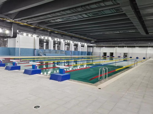 西南民族大学学校游泳池